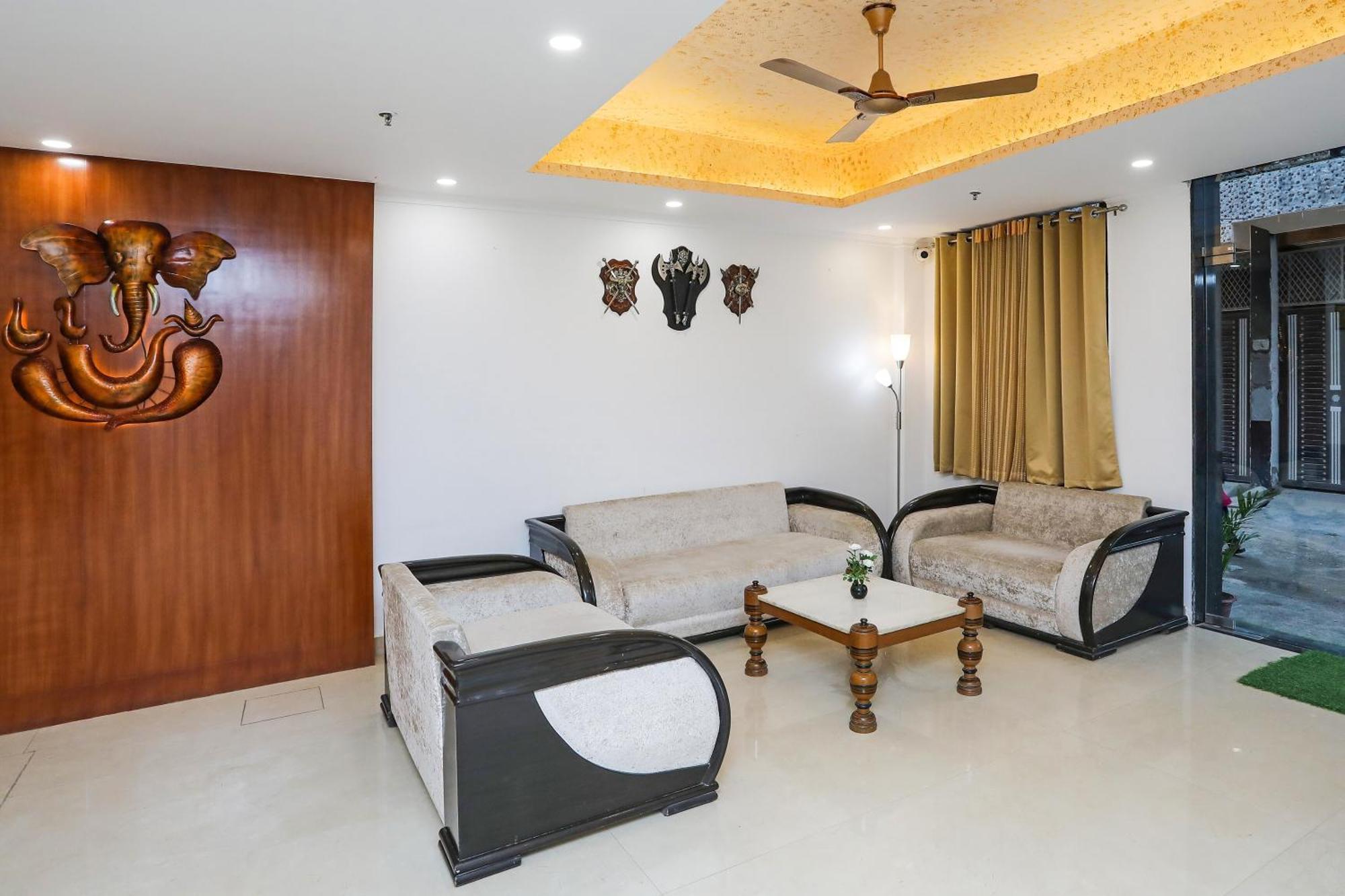 Collection O Residency Near Dwarka Sector 21 Metro Station Kapas Hera Exterior foto