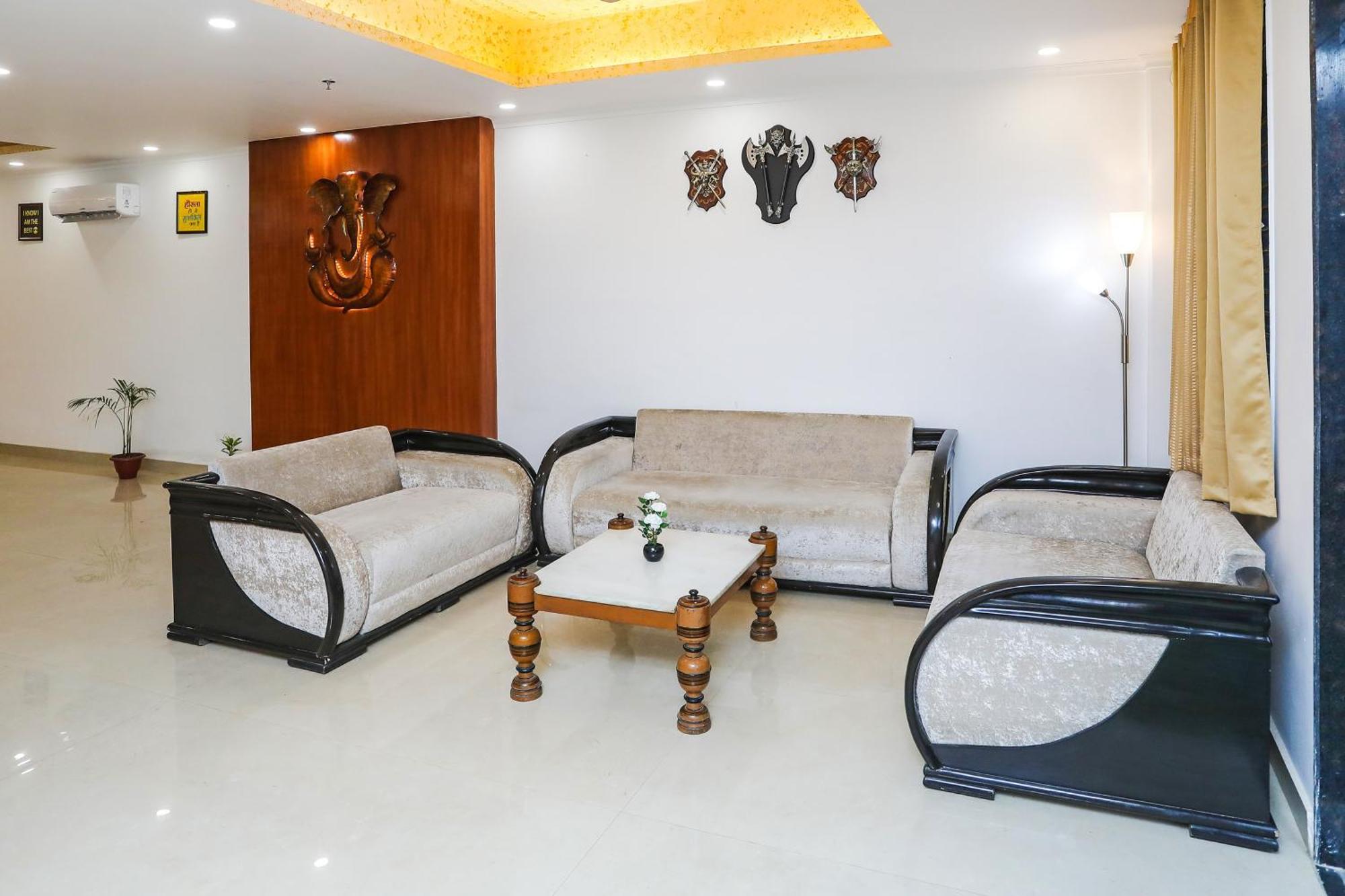 Collection O Residency Near Dwarka Sector 21 Metro Station Kapas Hera Exterior foto