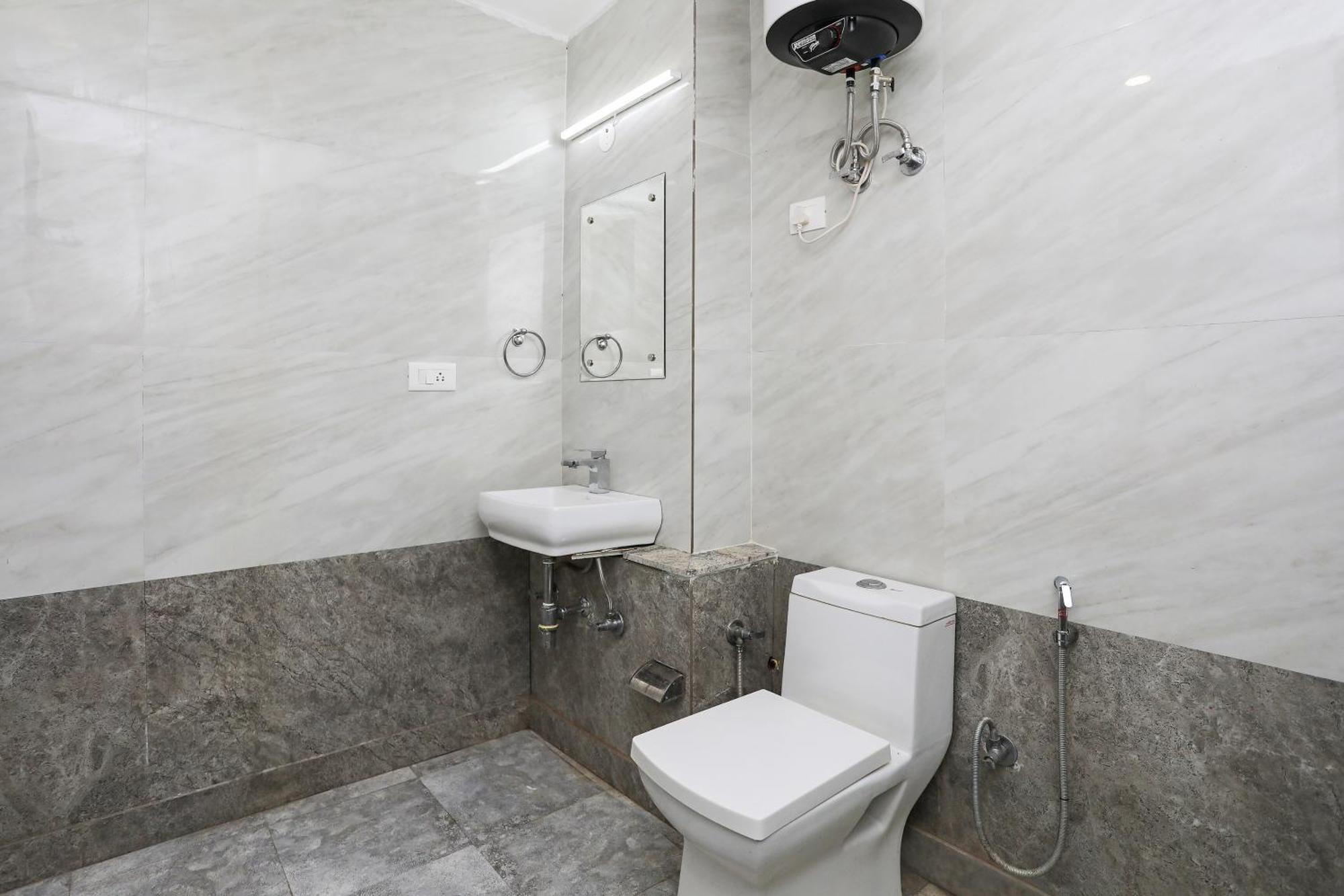 Collection O Residency Near Dwarka Sector 21 Metro Station Kapas Hera Exterior foto