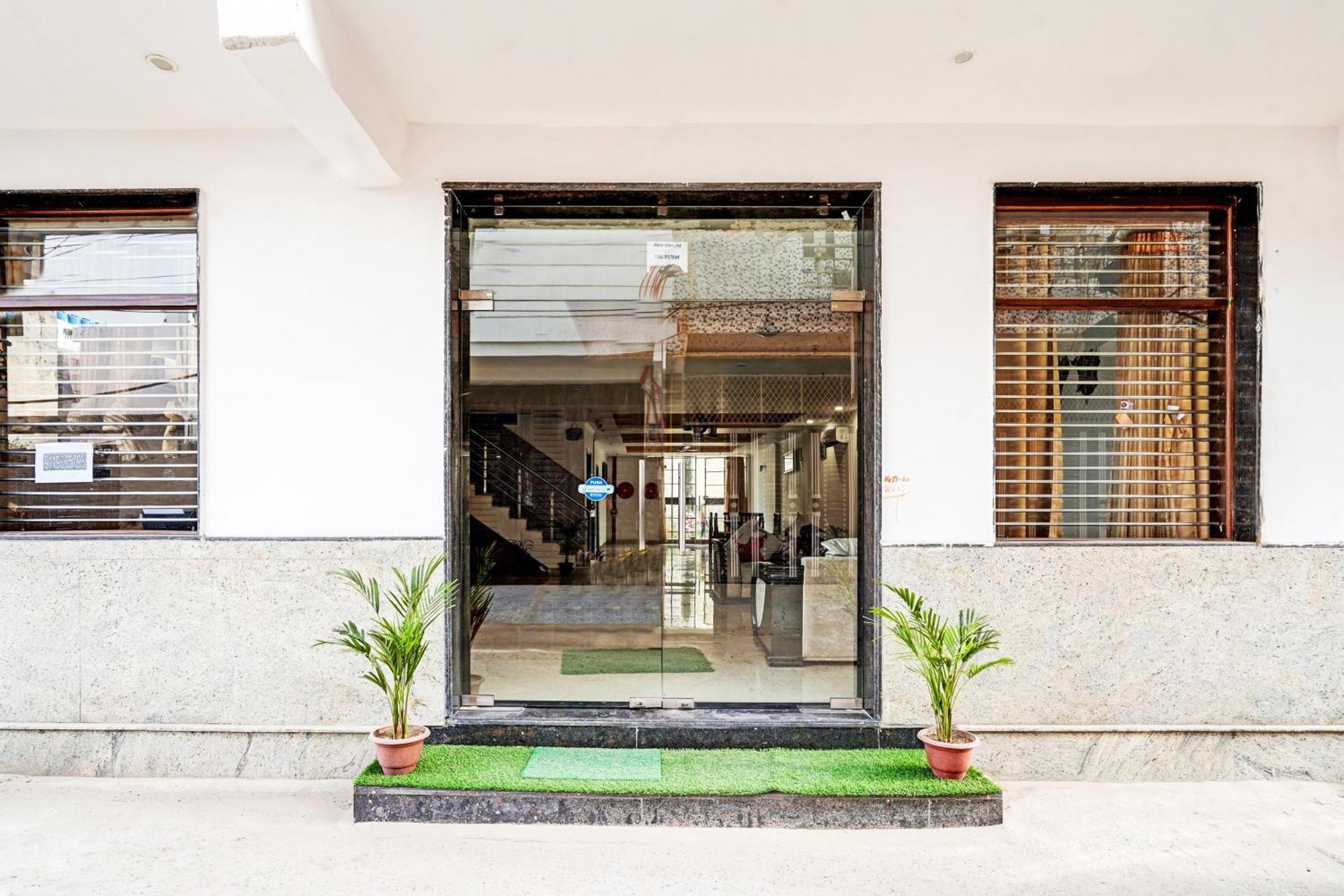 Collection O Residency Near Dwarka Sector 21 Metro Station Kapas Hera Exterior foto
