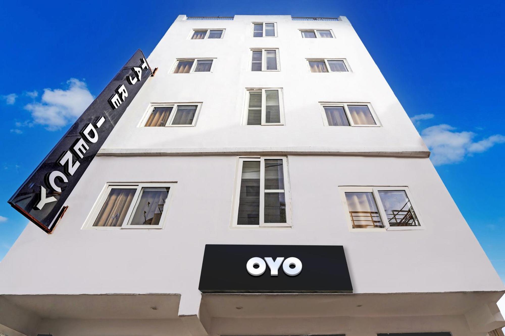 Collection O Residency Near Dwarka Sector 21 Metro Station Kapas Hera Exterior foto